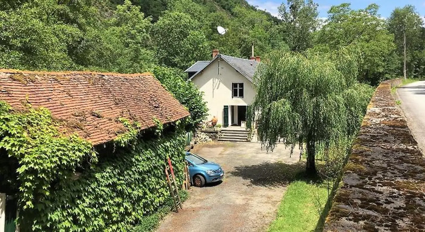 Moulin de la Fayolle EXTERIOR