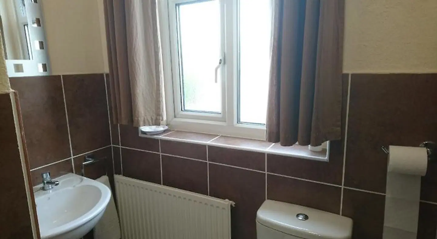 Arman Lodge House Badezimmer