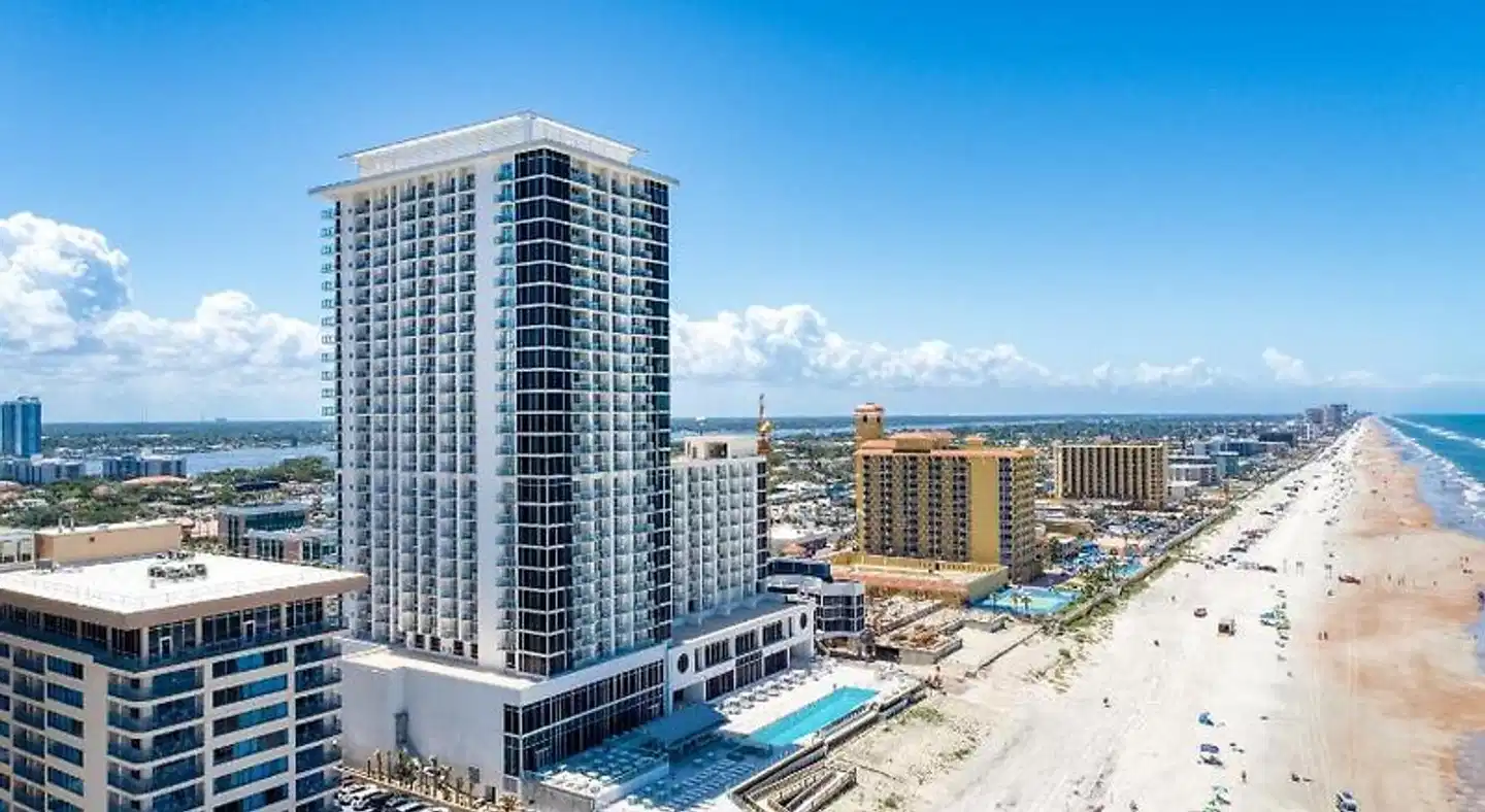 Daytona Grande Oceanfront Resort Aussenansicht