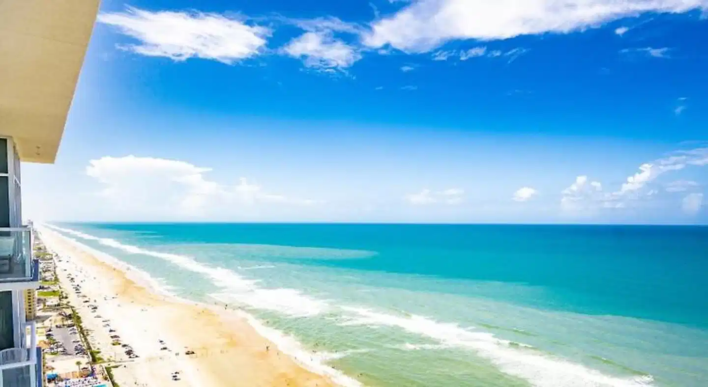 Daytona Grande Oceanfront Resort Strand
