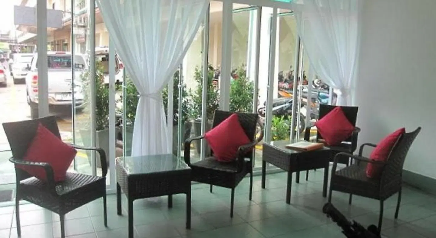 The Hacienda LOUNGE_LOBBY