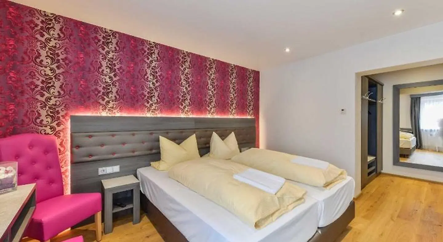 Schwanstein ROOM_EXAMPLE