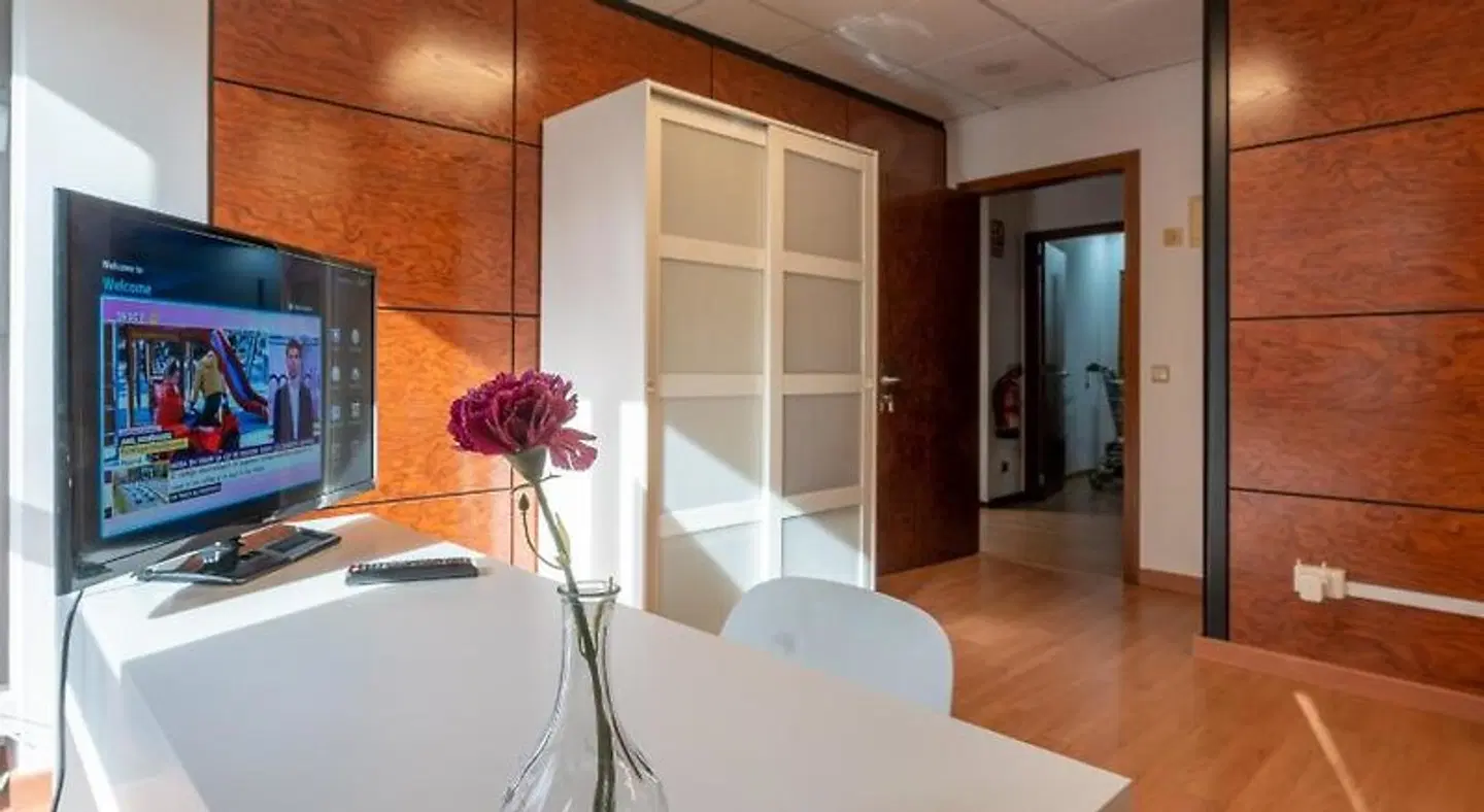 MonaLisa Luxury Suites ROOM_EXAMPLE