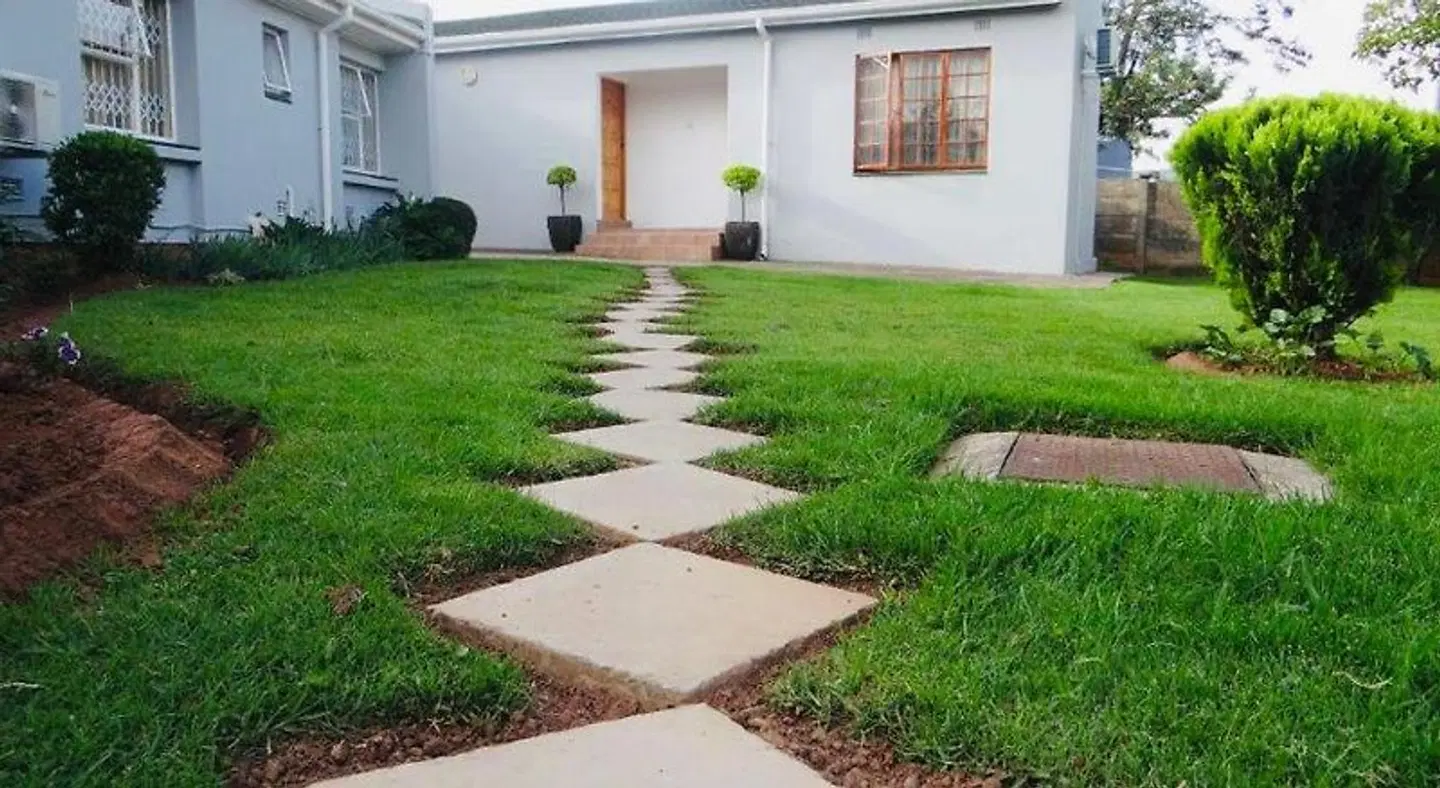 Lilliz Guest House Garten