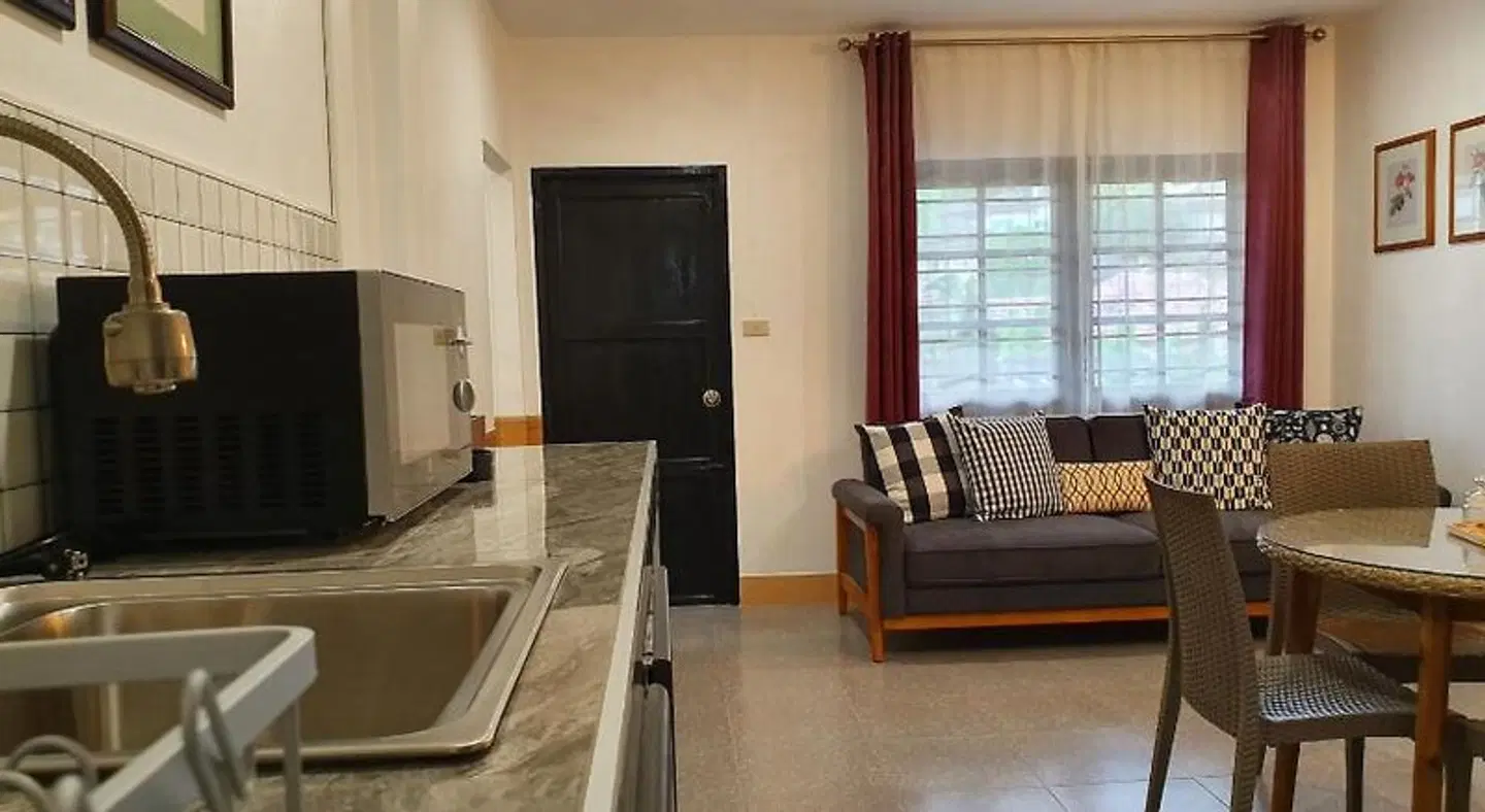 Holiday Village and Natural Garden Resort LOUNGE_LOBBY