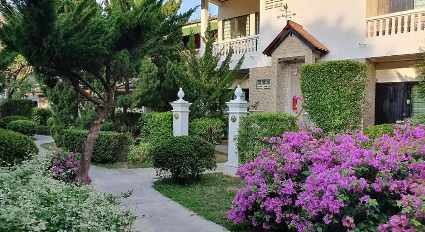 Holiday Village and Natural Garden Resort Garten