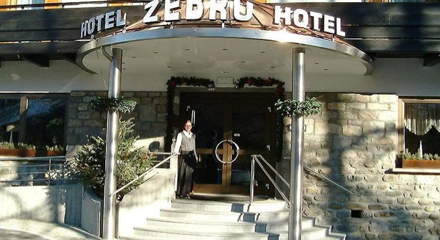 Zebru EXTERIOR
