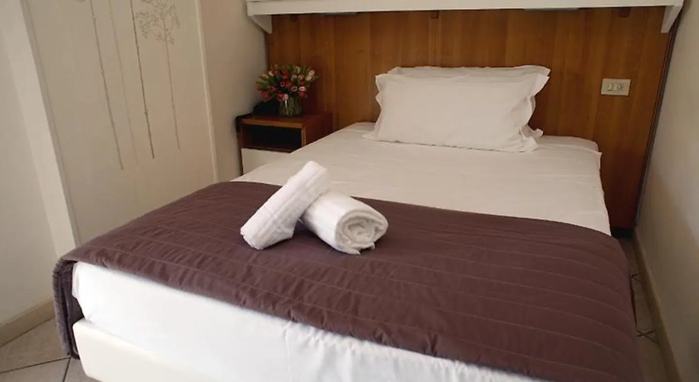 Hotel EMI ROOM_EXAMPLE