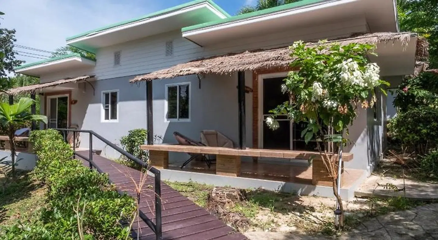 Harmony Naturist Resort HKT_18+ only nudist naked FKK Terrasse