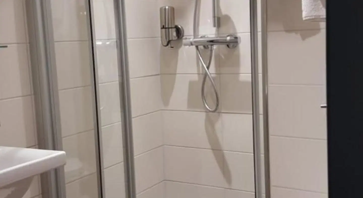Stadthotel Bad Fallingbostel Badezimmer