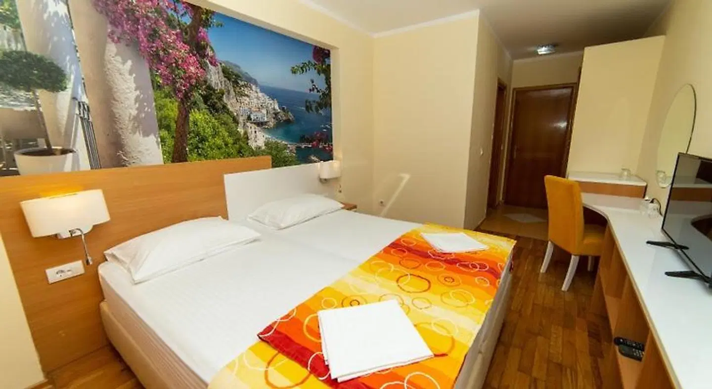 Obala ROOM_EXAMPLE