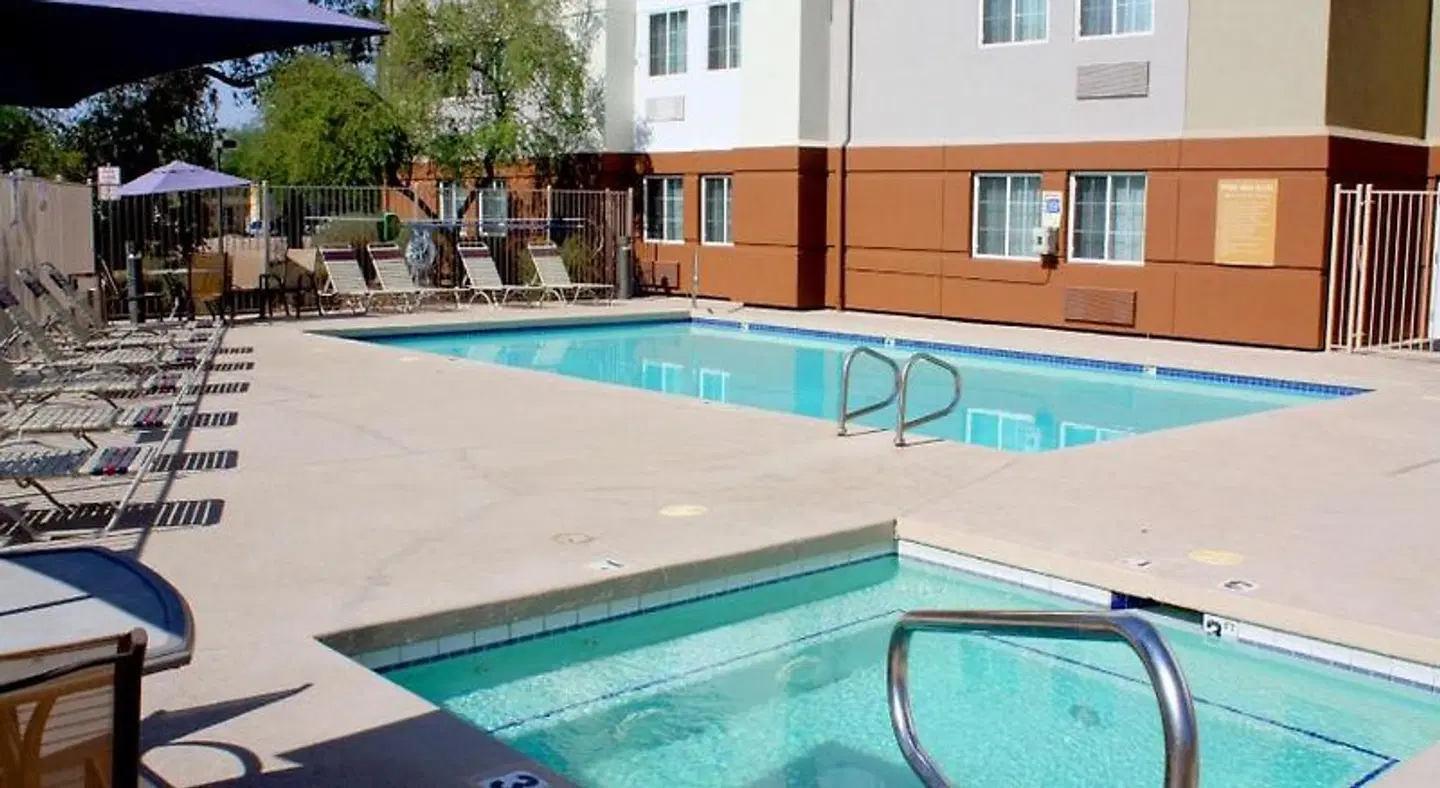 Sonesta Simply Suites Phoenix Glendale HEALTH_BEAUTY