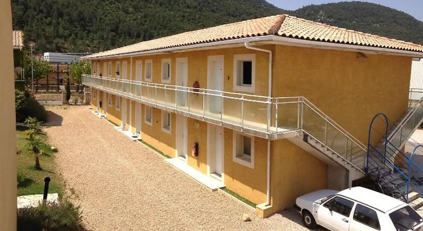 Appart'Hotel Residella Aubagne-Gémenos EXTERIOR