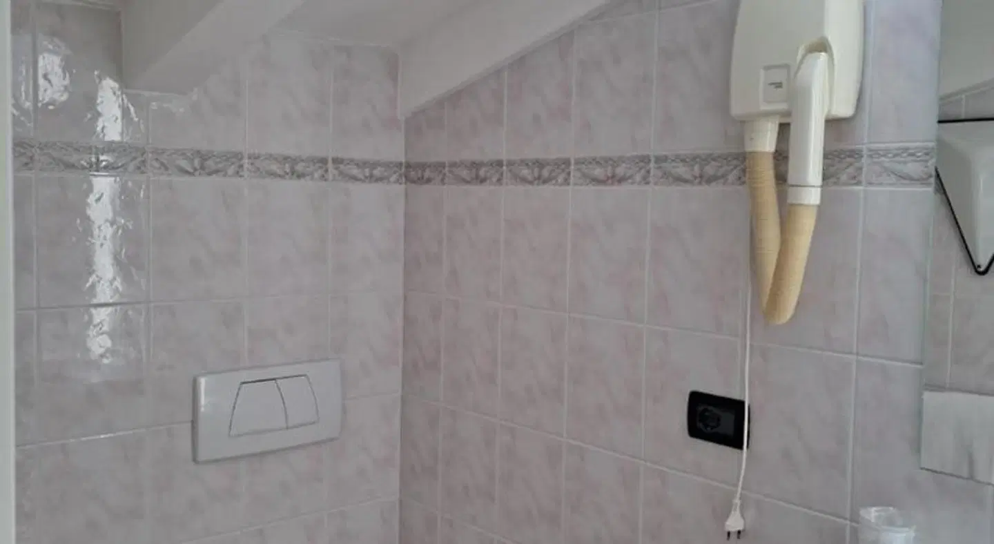 Hotel Ettoral Badezimmer