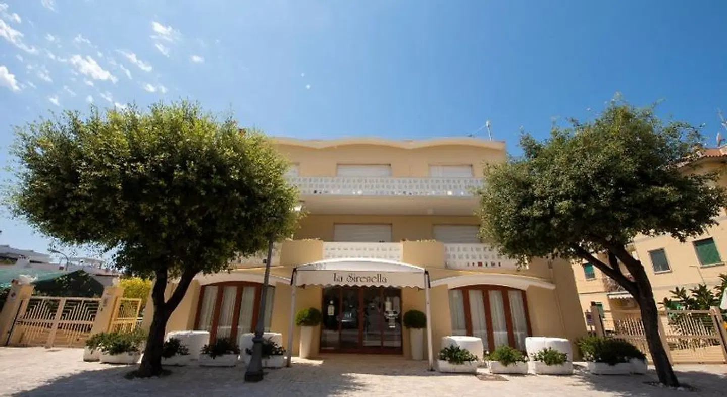 Albergo La Sirenella EXTERIOR