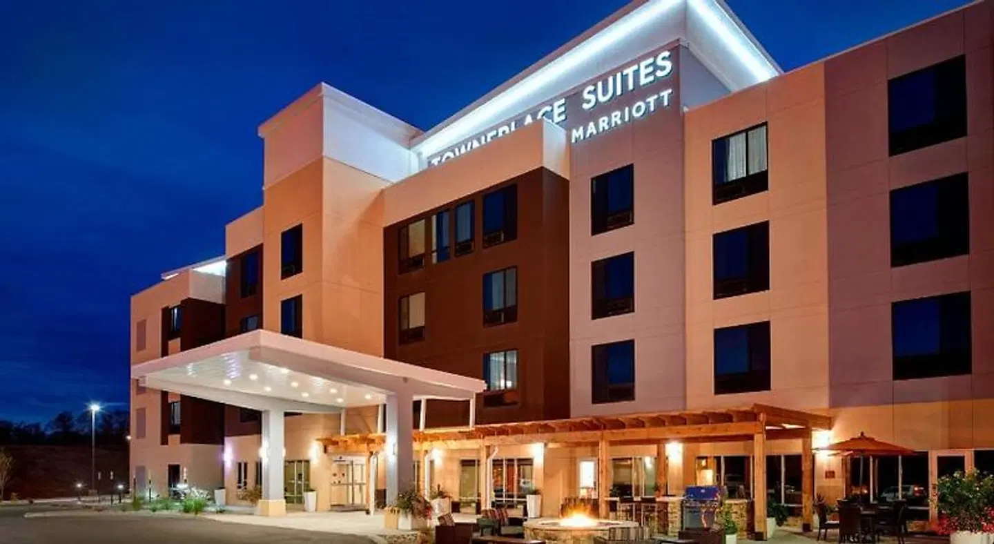 TownePlace Suites by Marriott Richmond EXTERIOR