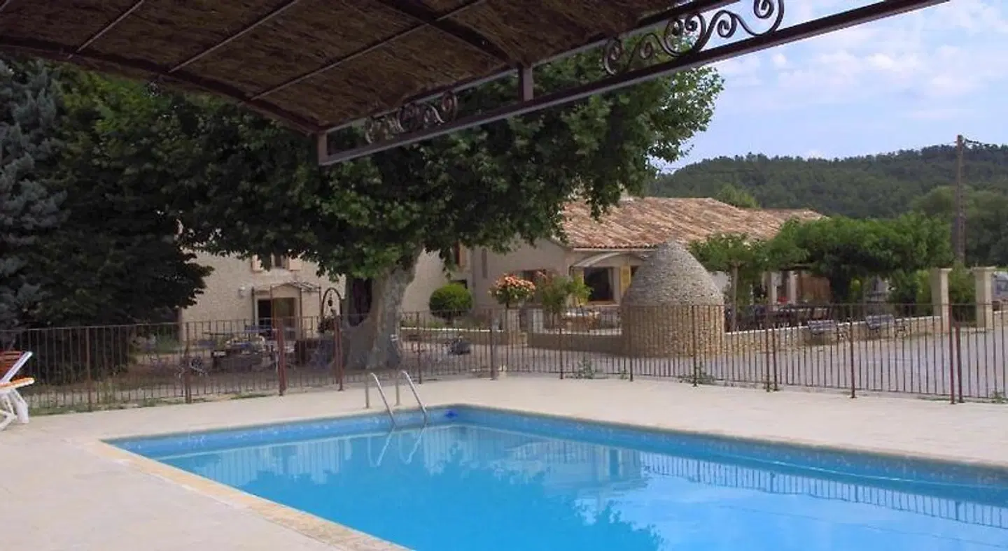 Le Moulin de Lavon OUTDOOR_POOL