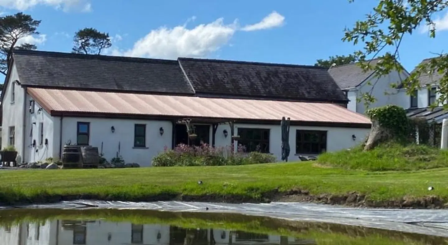 Jabajak Vineyard Restaurant with Rooms EXTERIOR