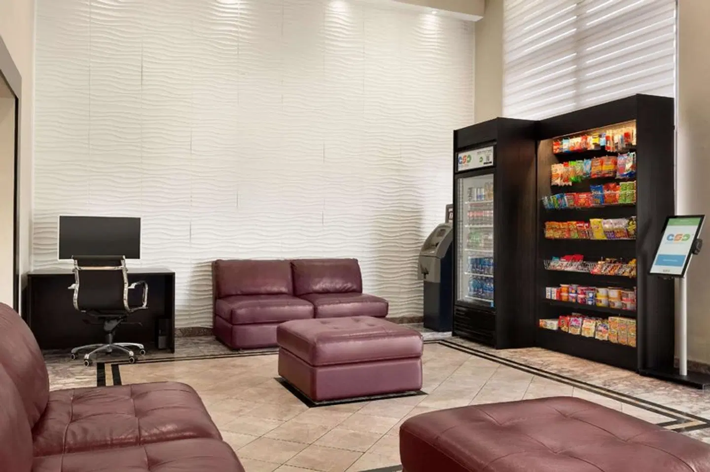 Days Inn & Suites by Wyndham Anaheim At Disneyland Park LOUNGE_LOBBY