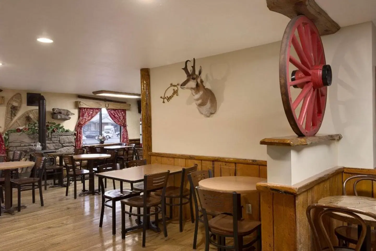 Super 8 by Wyndham Jackson Hole ROOM_EXAMPLE