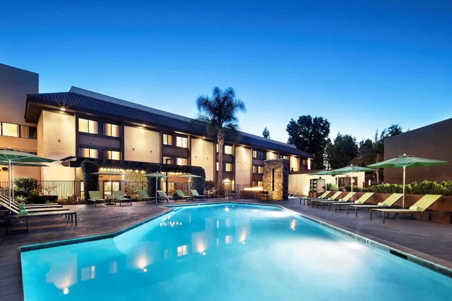 Sonesta Silicon Valley OUTDOOR_POOL