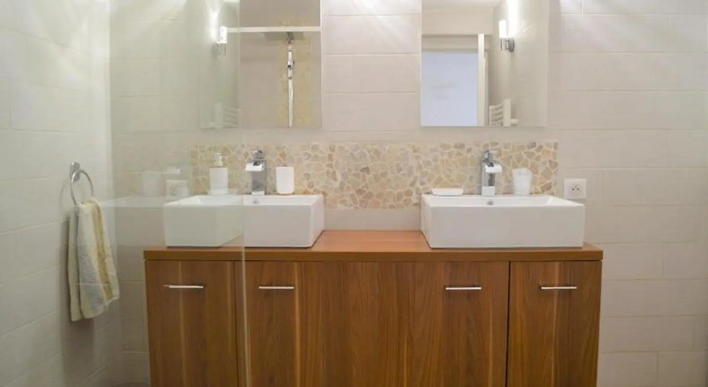 Villa La Terre Des Lauriers B&B Badezimmer