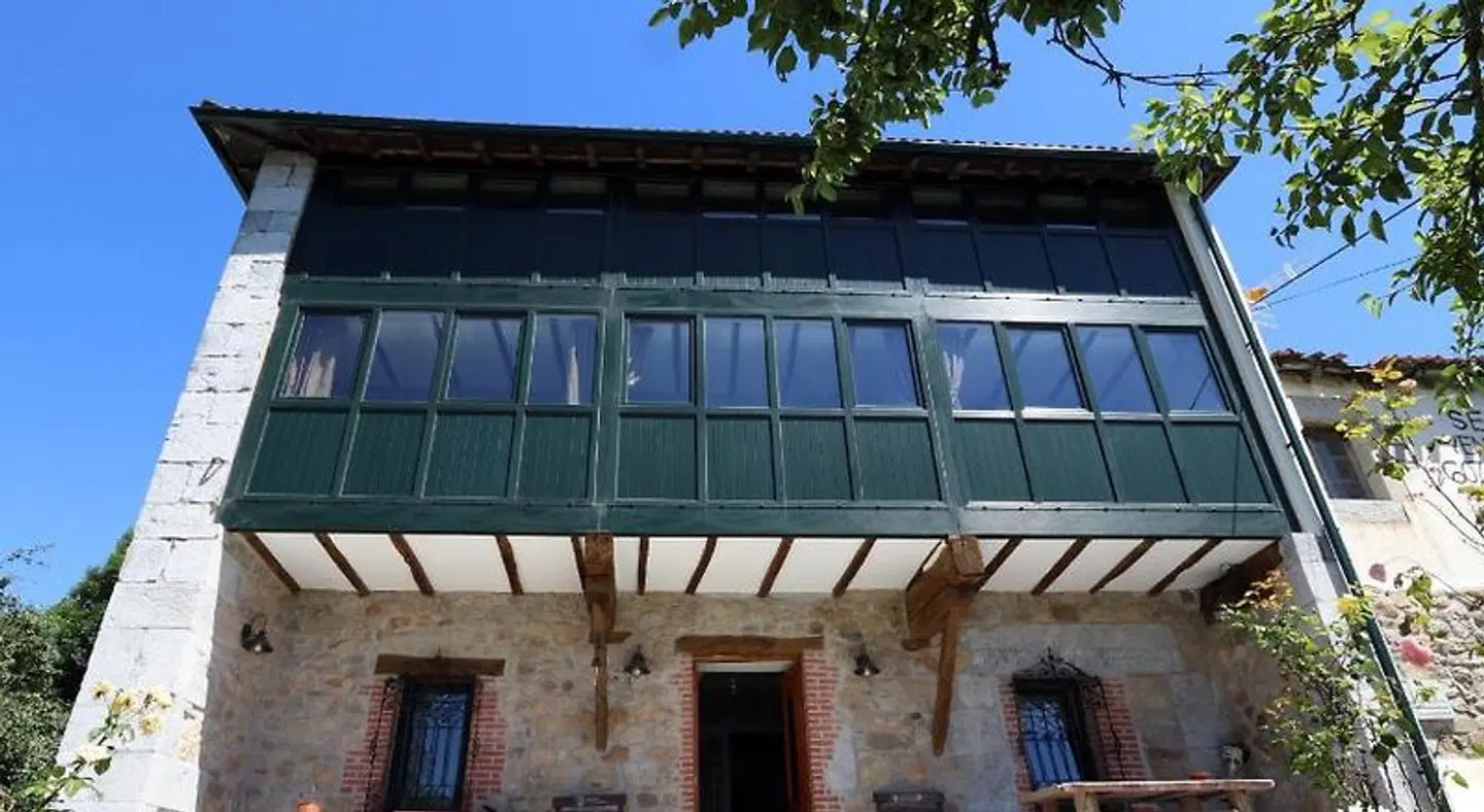Albergue La Incera EXTERIOR