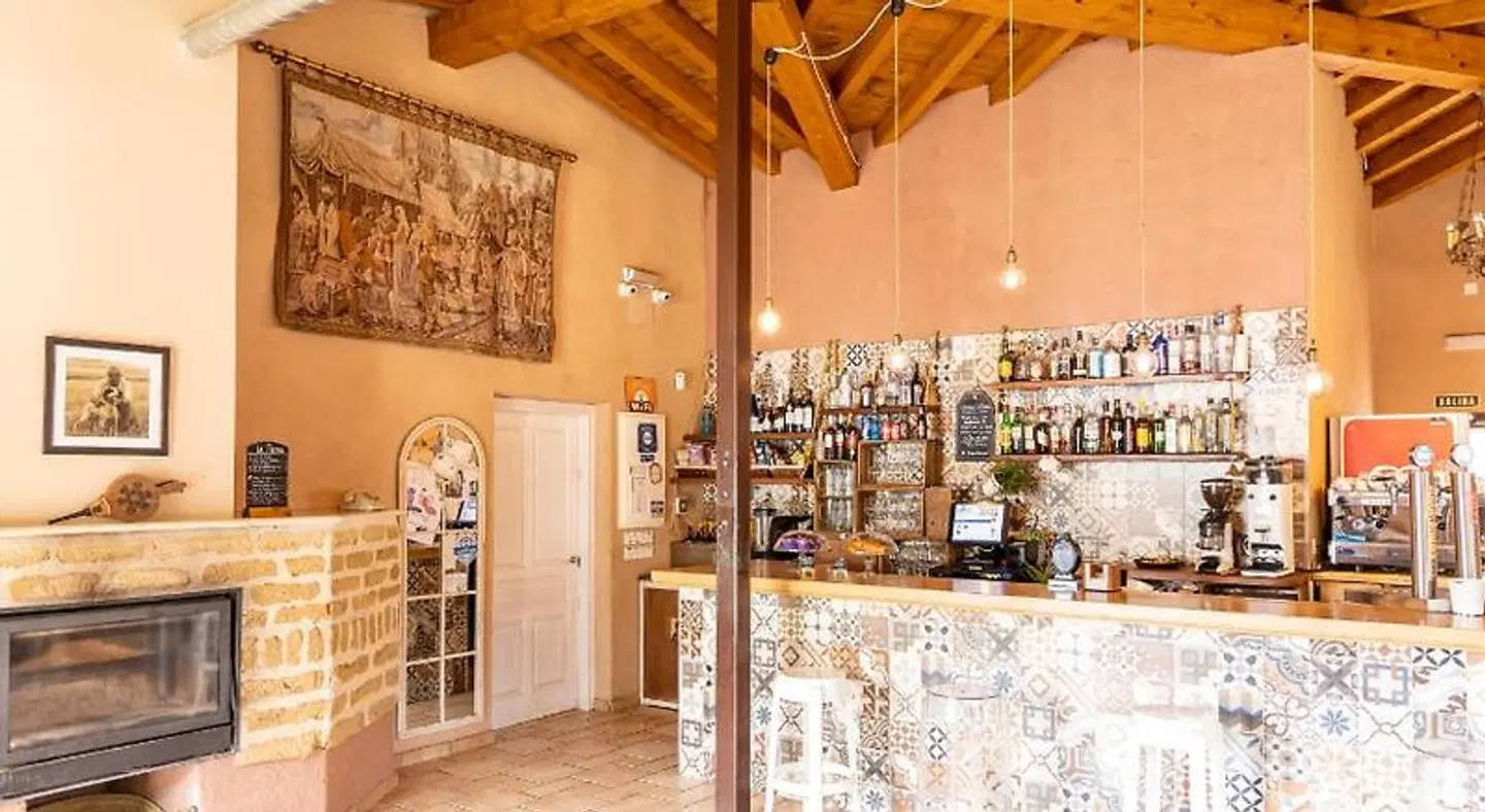 Albergue La Morena Bar