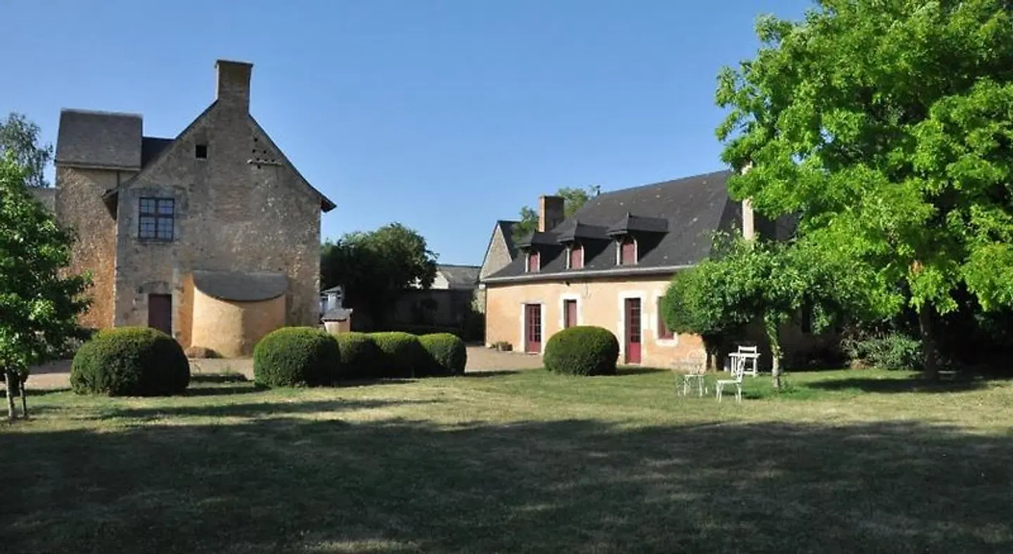 La Croix Verte EXTERIOR