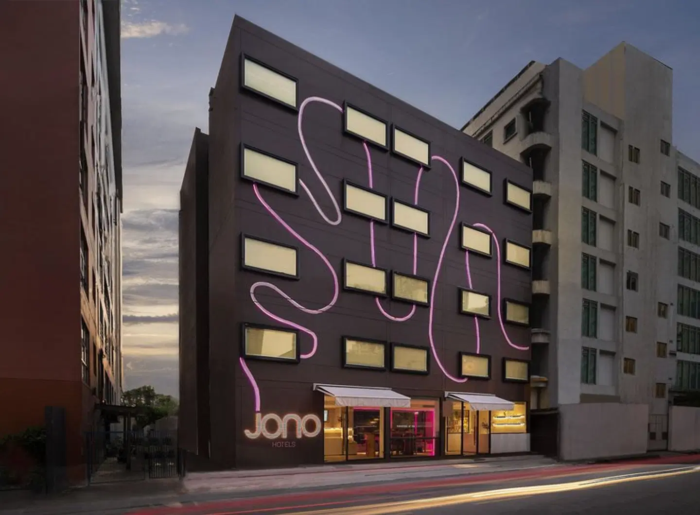 Jono Bangkok Asok Hotel EXTERIOR