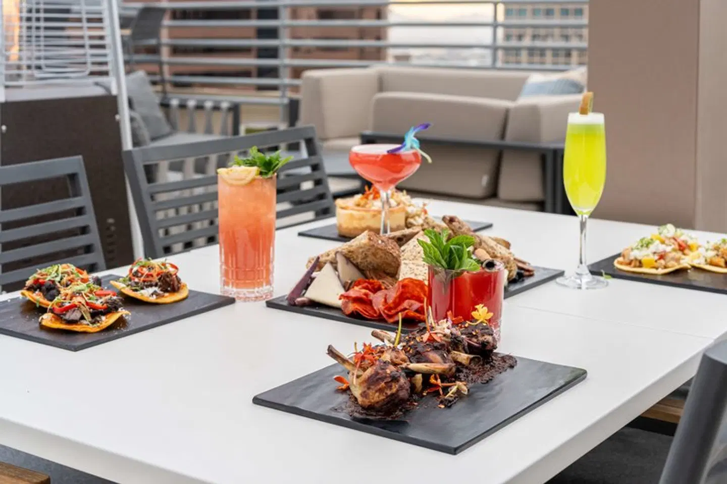 Hilton Garden Inn Phoenix Downtown Restaurant