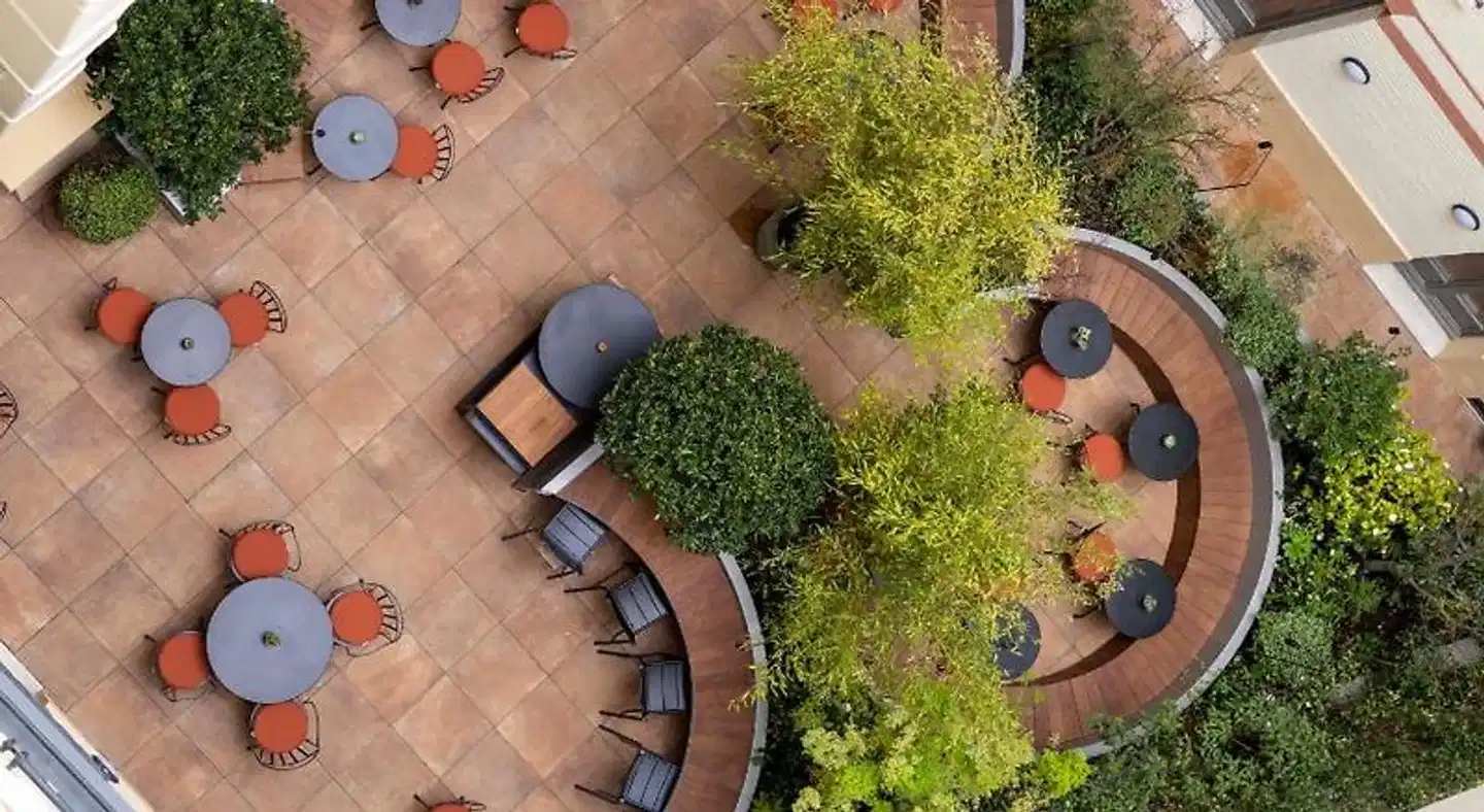 Victoria Palace Garten