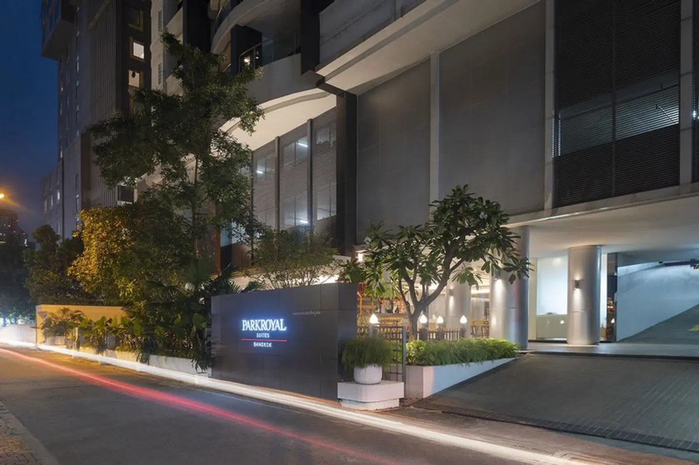 PARKROYAL Suites Bangkok EXTERIOR