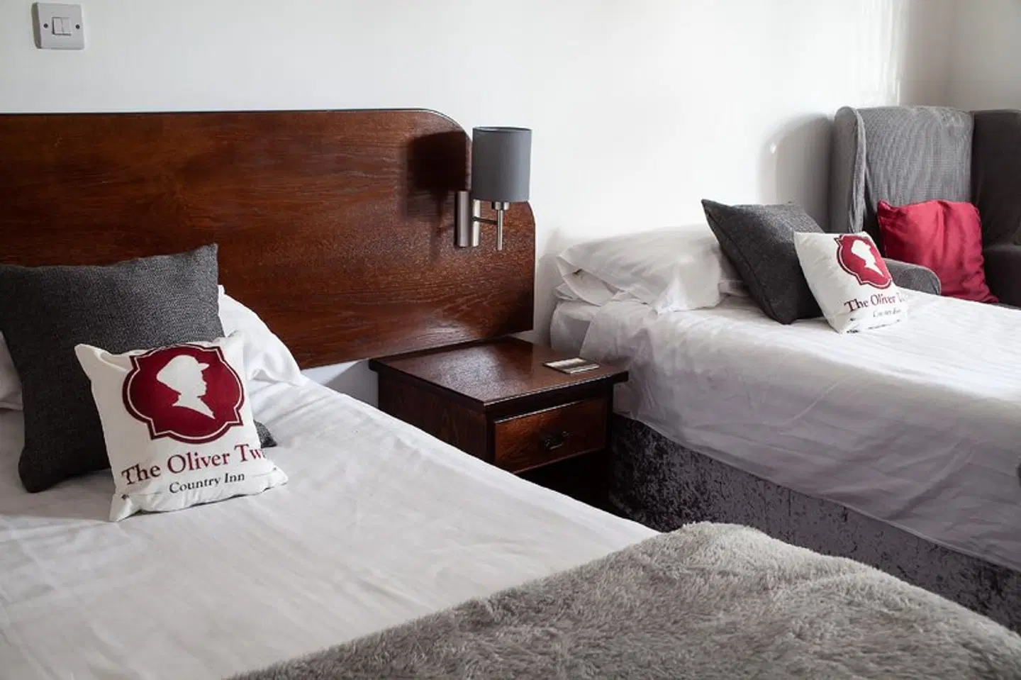 Oliver Twist Country Inn ROOM_EXAMPLE