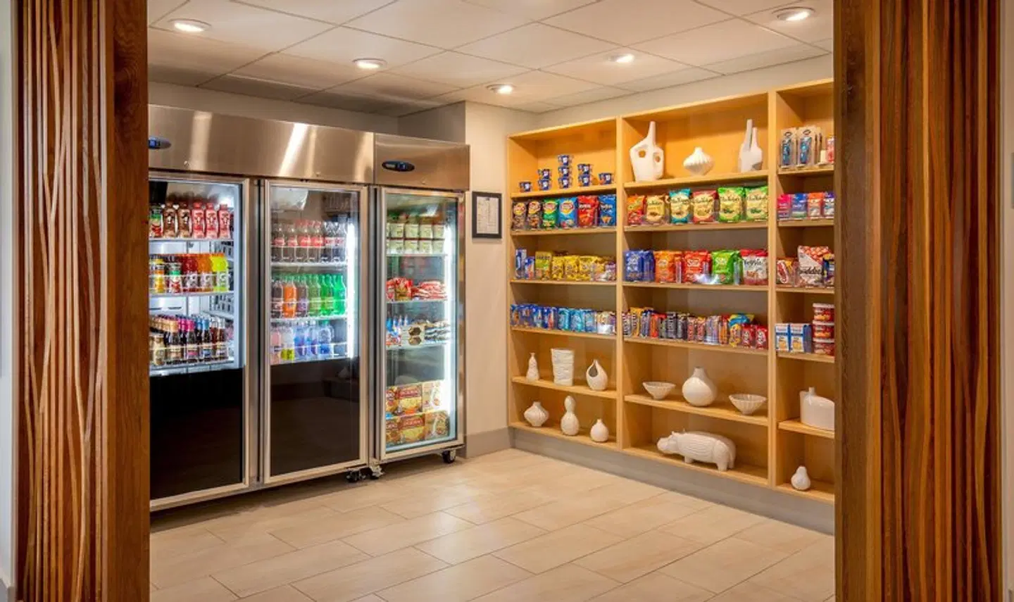 Holiday Inn Express Chesapeake - Norfolk by IHG Bar