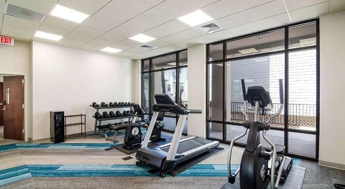 Comfort Inn & Suites Gulf Shores East Beach near Gulf State Park SPORTS_AND_LEISURE