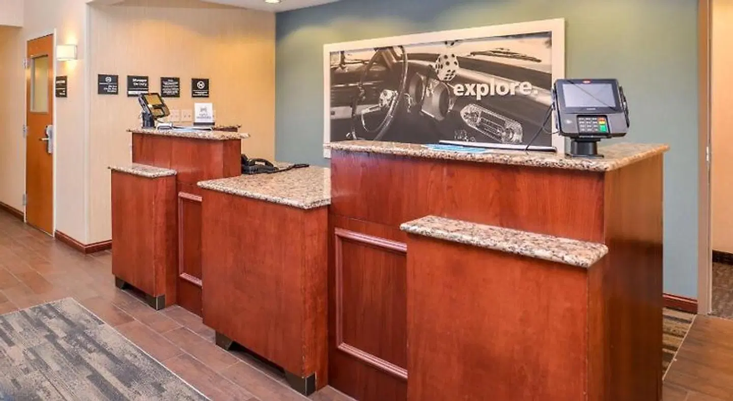 Hampton Inn York LOUNGE_LOBBY