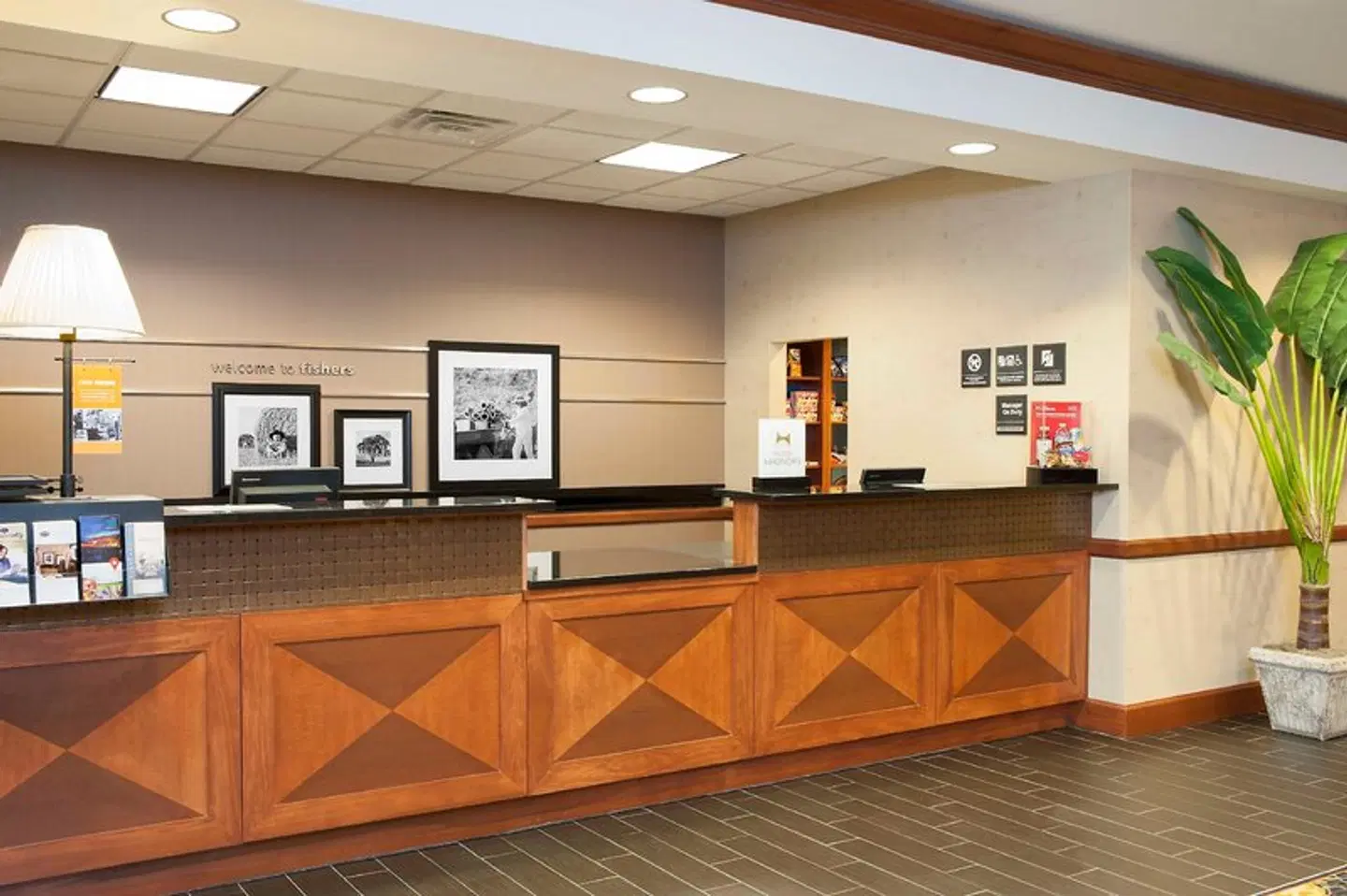 Hampton Inn & Suites Indianapolis-Fishers LOUNGE_LOBBY