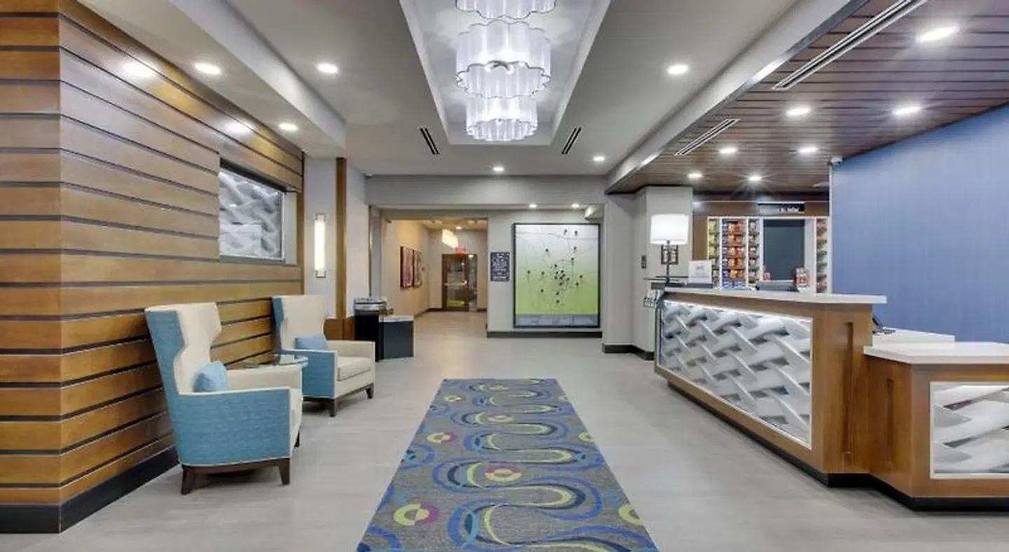 Hampton Inn & Suites Tyler-South LOUNGE_LOBBY