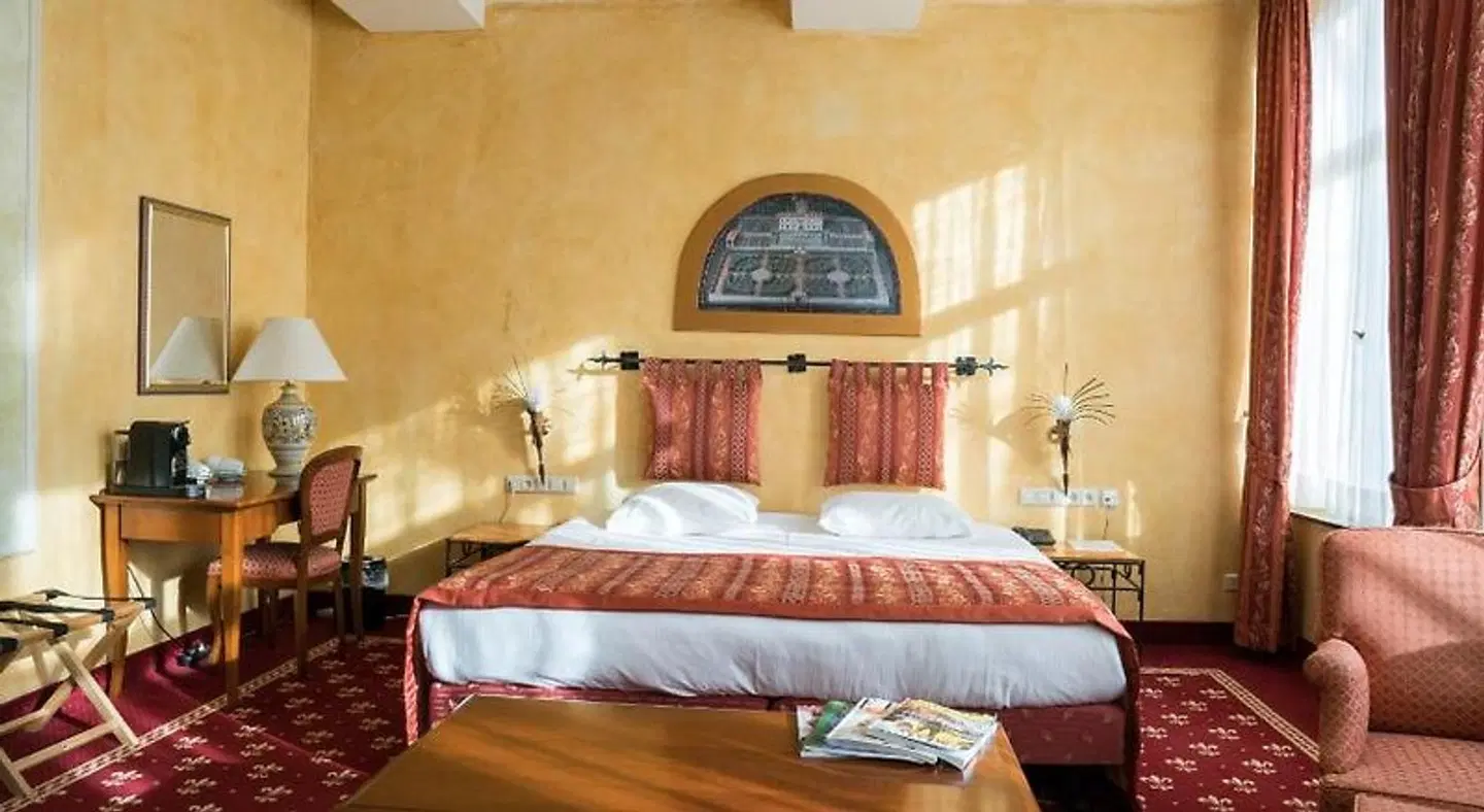 Botticelli ROOM_EXAMPLE