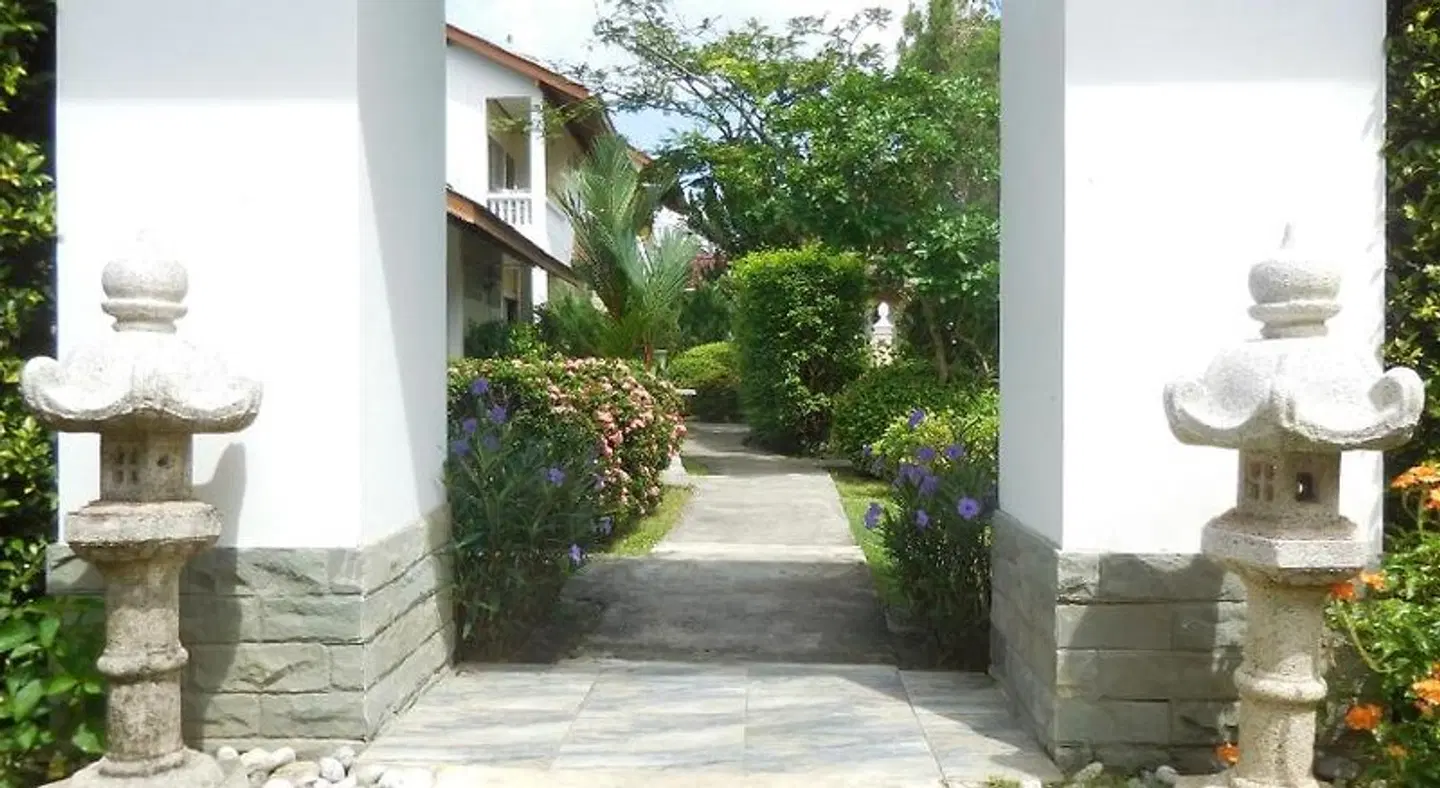 Holiday Village and Natural Garden Resort EXTERIOR