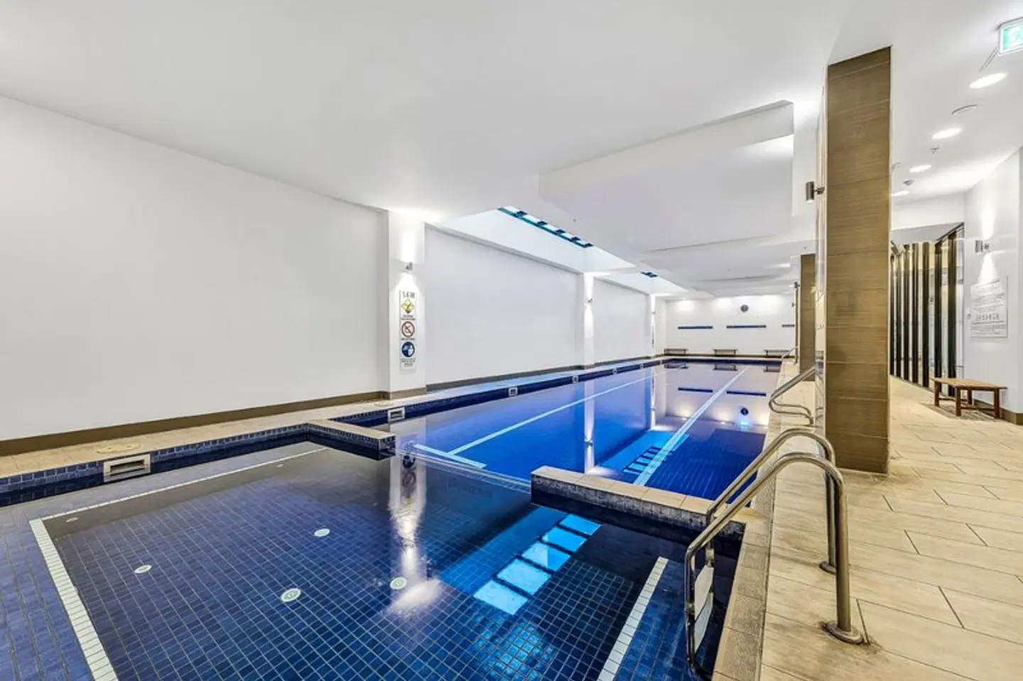 Pegasus Apart-Hotel Hallenbad