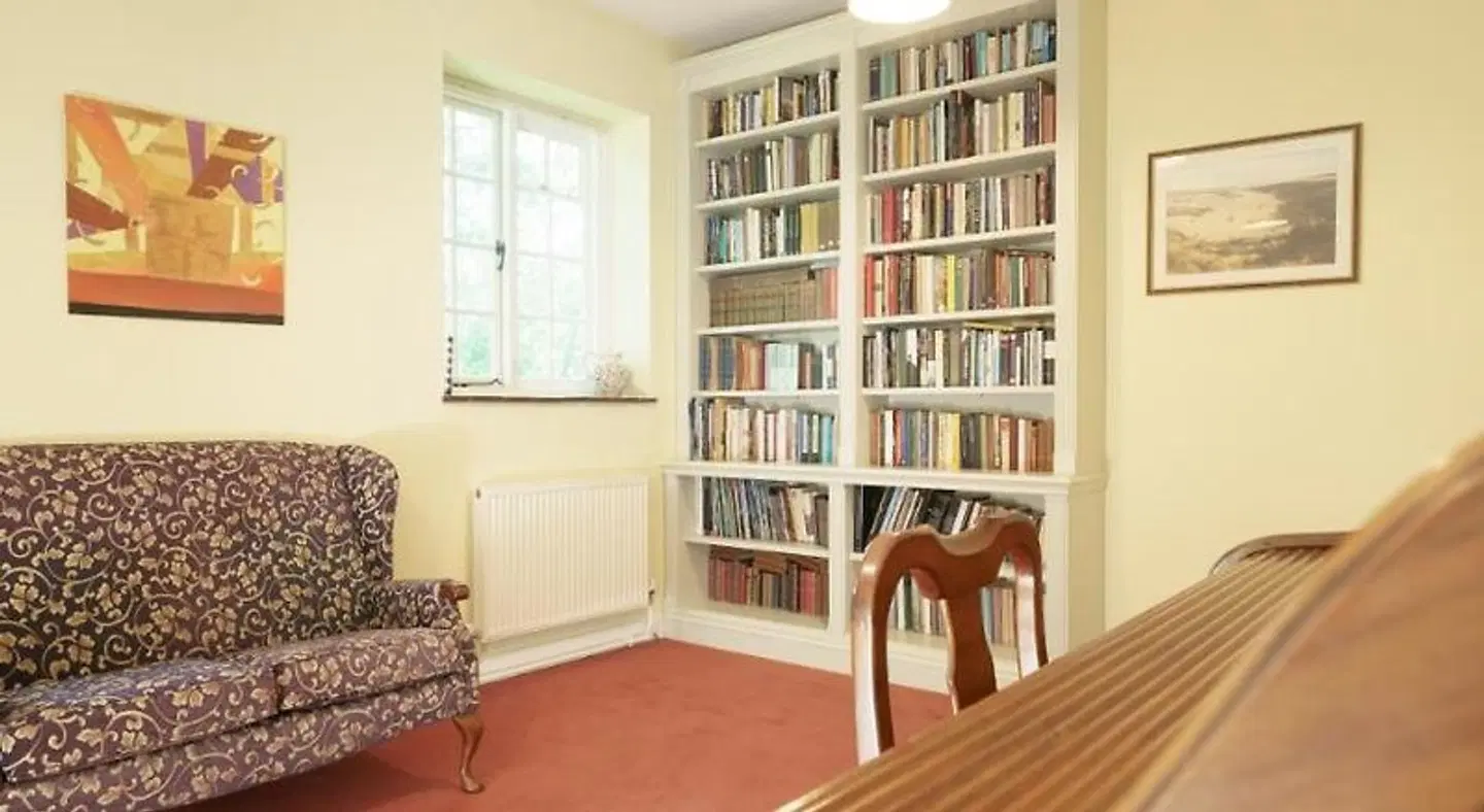 Sarum College ROOM_EXAMPLE
