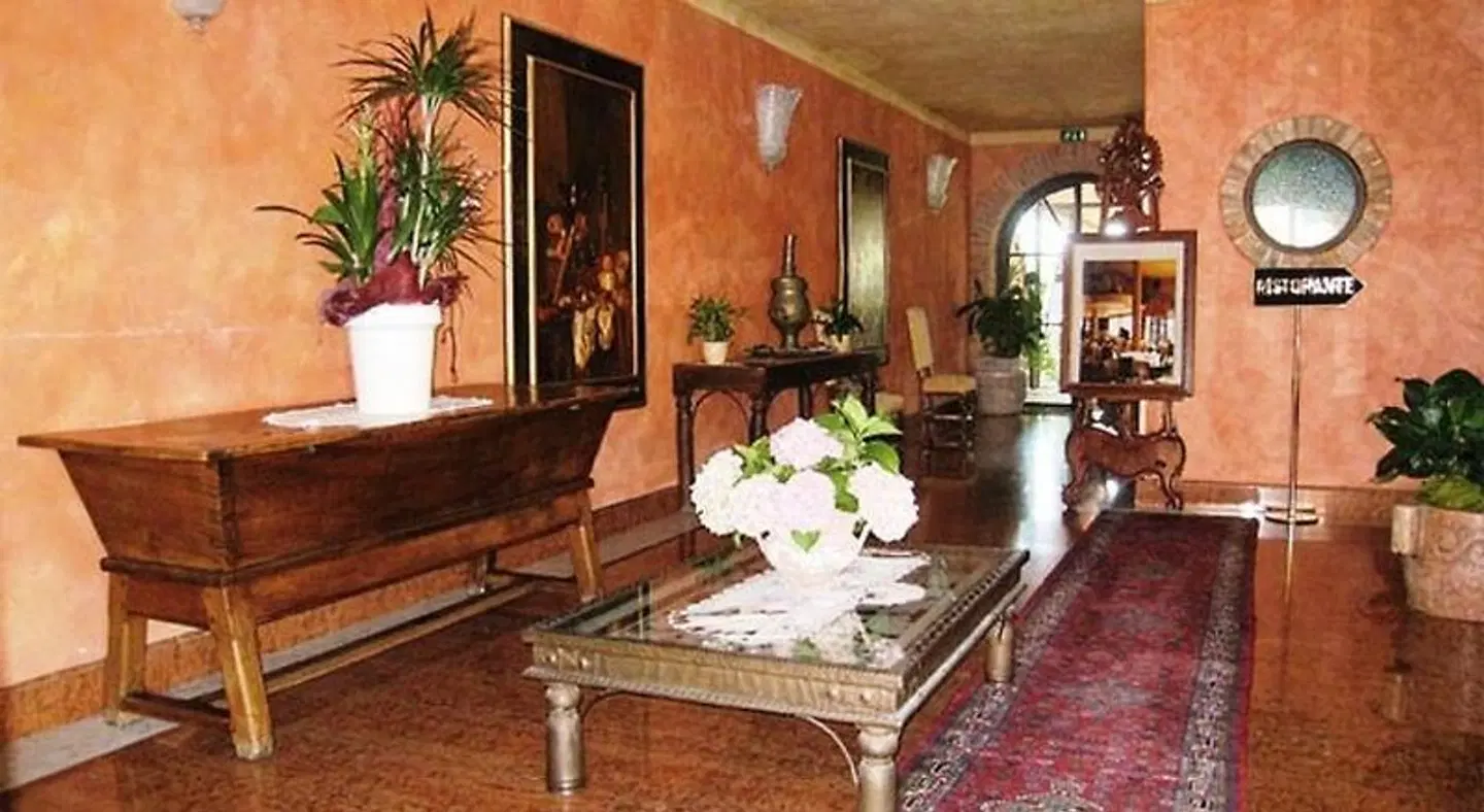 Il Chiostro LOUNGE_LOBBY