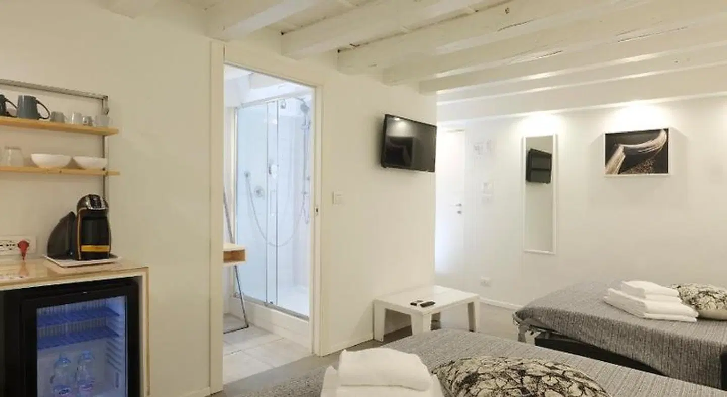 Piano Tre ROOM_EXAMPLE
