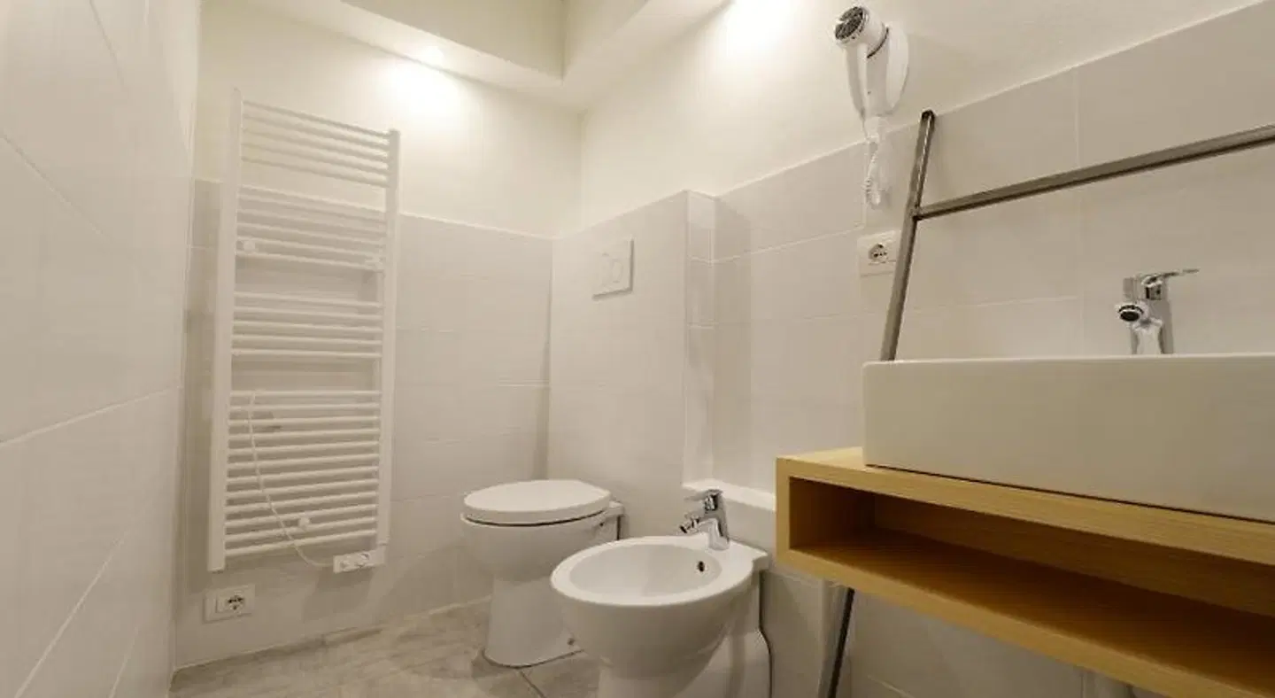Piano Tre Badezimmer