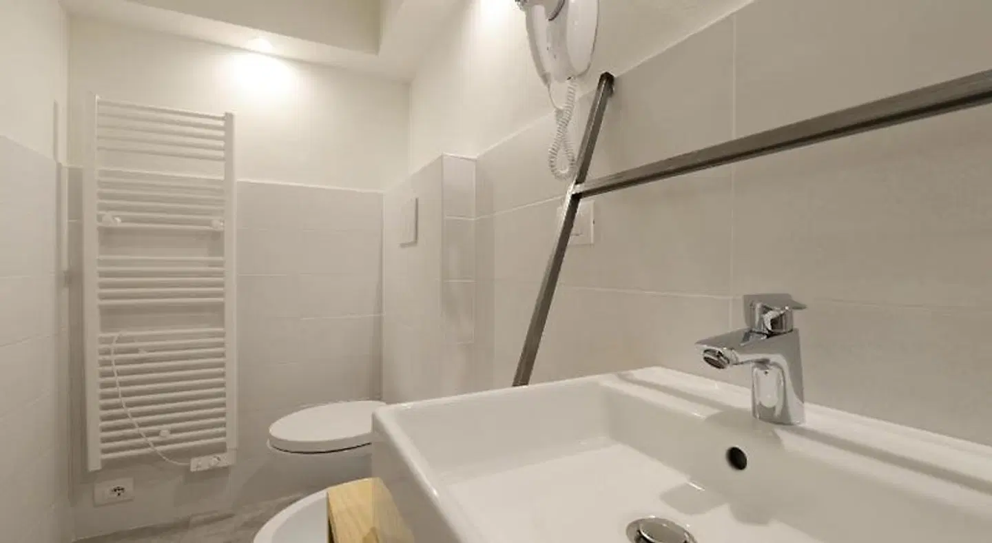 Piano Tre Badezimmer