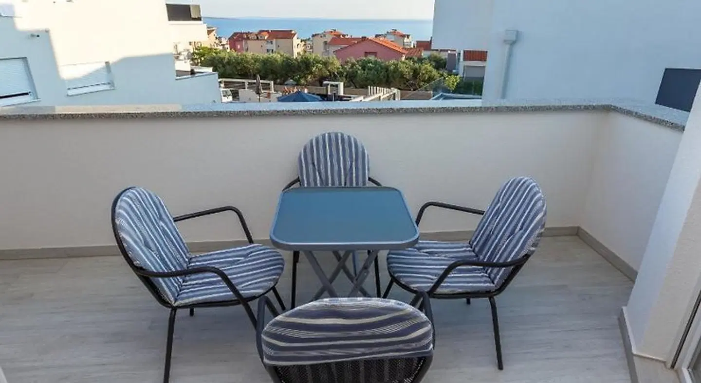 Apartments Tomana Terrasse