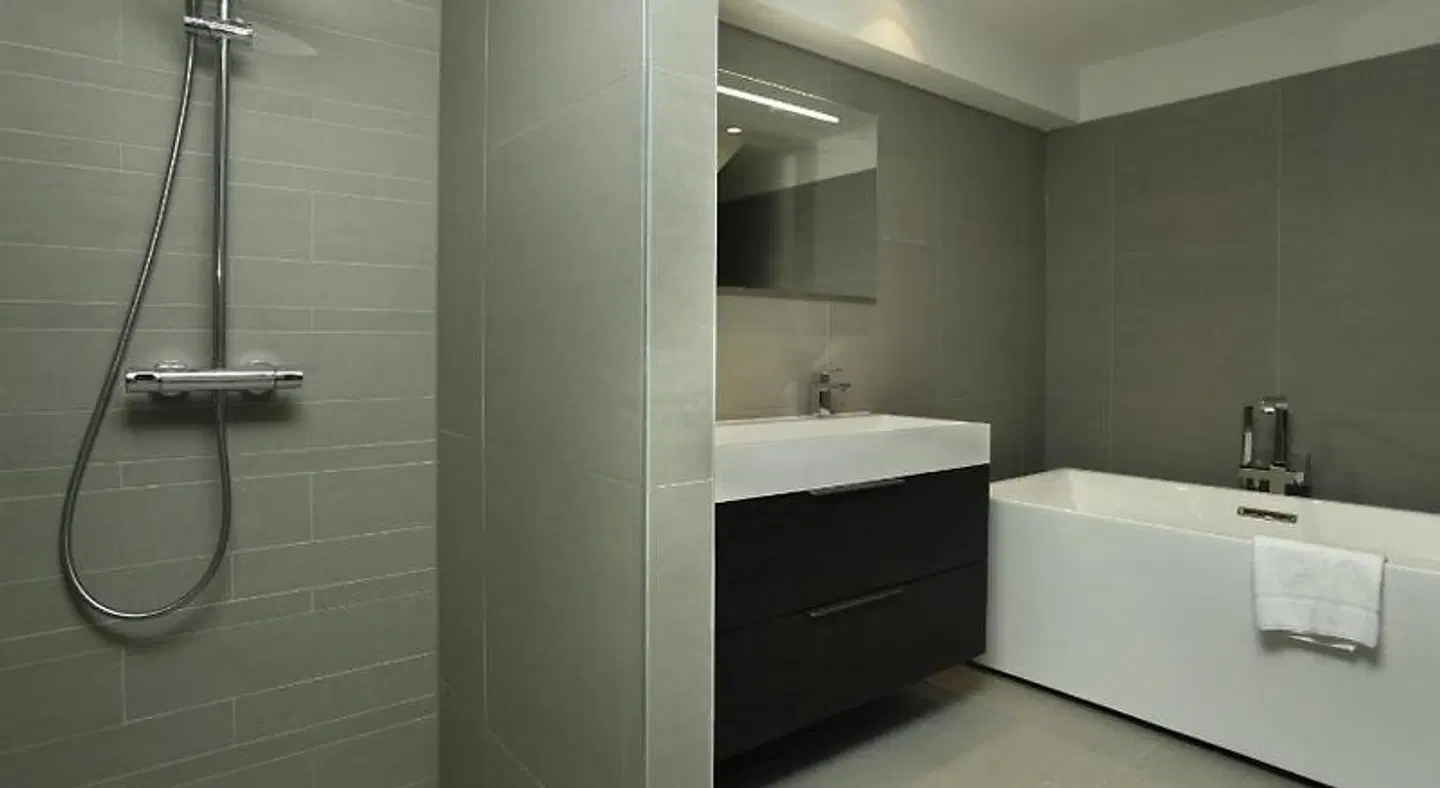 Stayci Serviced Apartments Westeinde Badezimmer