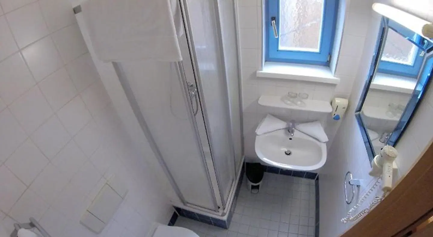 Hotel Bokan Exclusiv Badezimmer